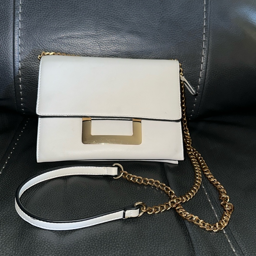 White crossbody bag
